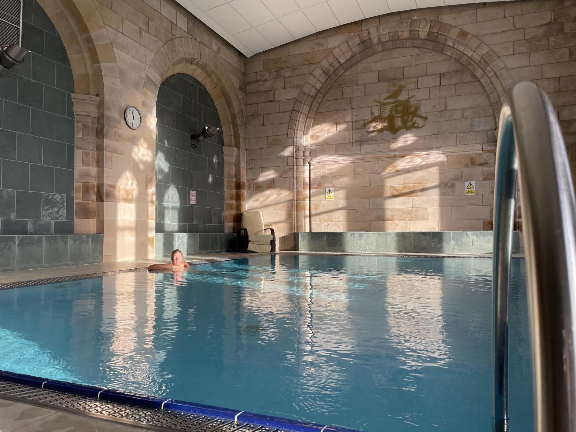 The Classrooms, Loch Ness Abbey - 142M2 Lifestyle & Heritage Apartment - Pool & Spa - The Highland Club - Resort On Lake Shores Fort Augustus Kültér fotó