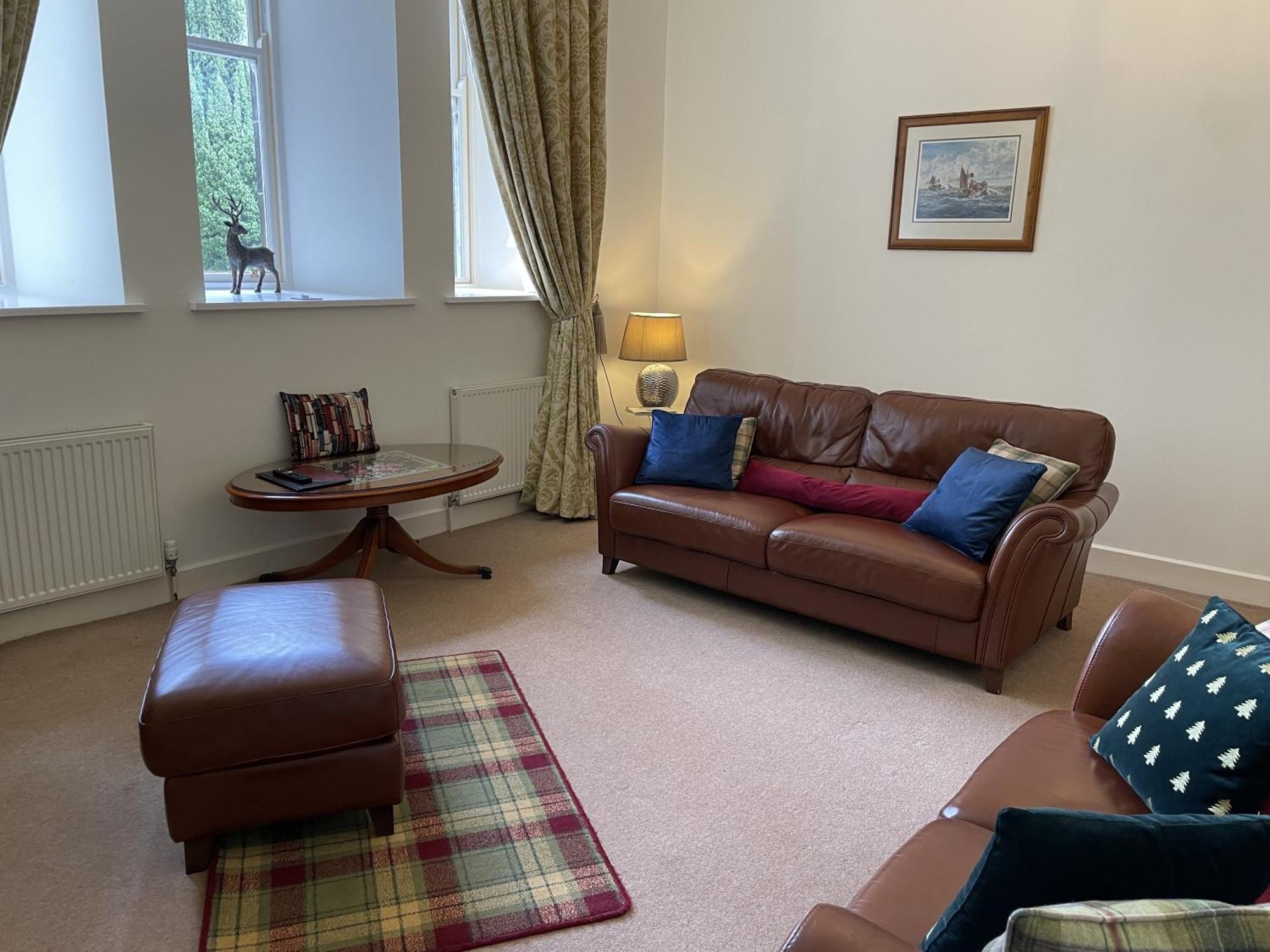 The Classrooms, Loch Ness Abbey - 142M2 Lifestyle & Heritage Apartment - Pool & Spa - The Highland Club - Resort On Lake Shores Fort Augustus Kültér fotó